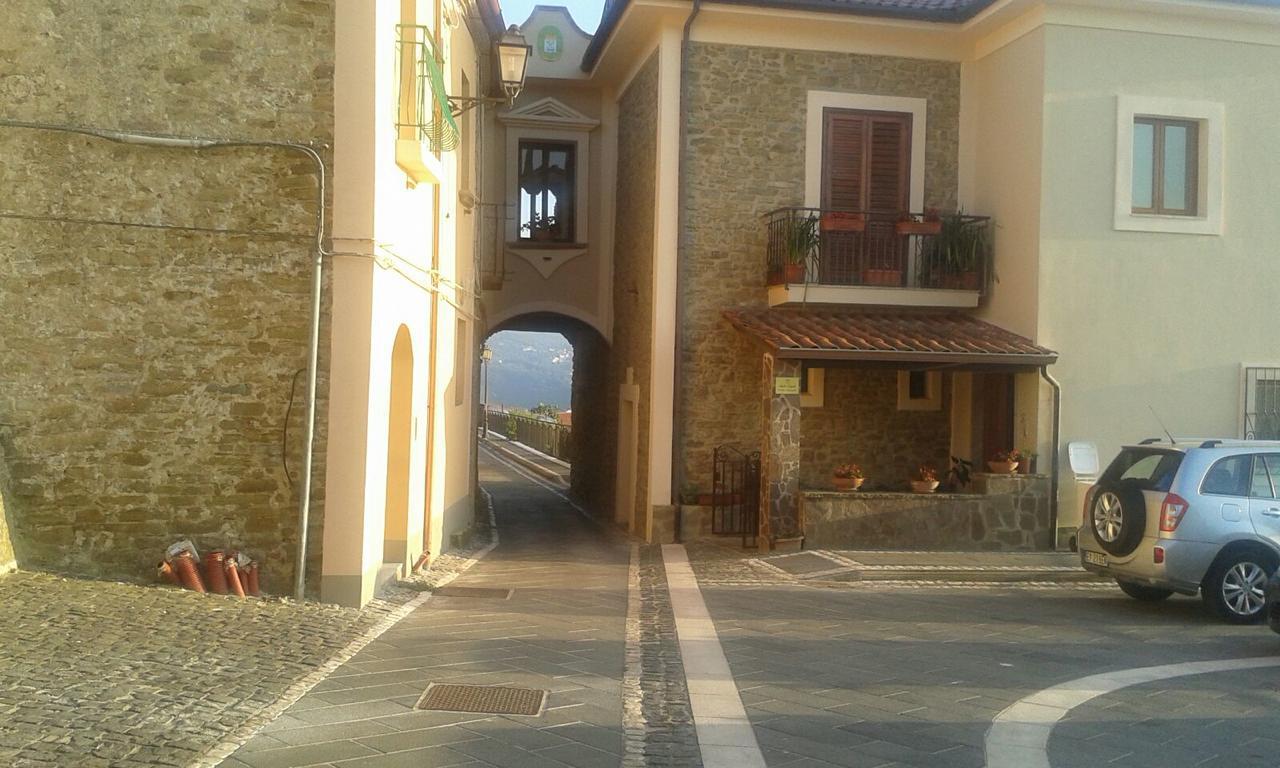 Pozzo Medievale Prignano Cilento エクステリア 写真